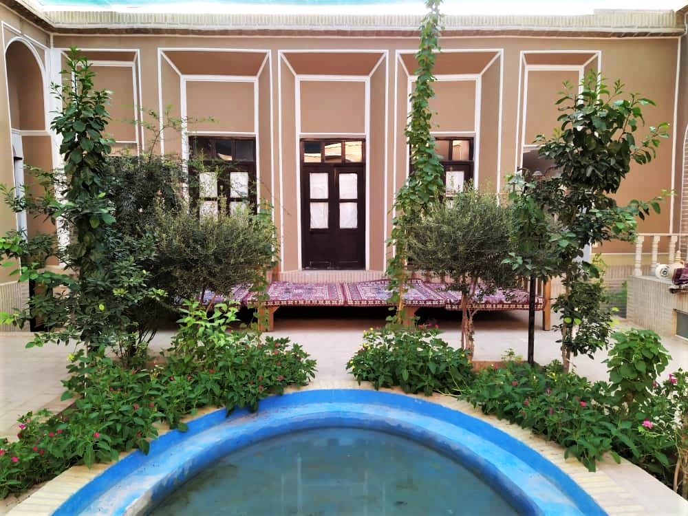 اجاره اتاق سنتی دو تخته در فهادان یزد 