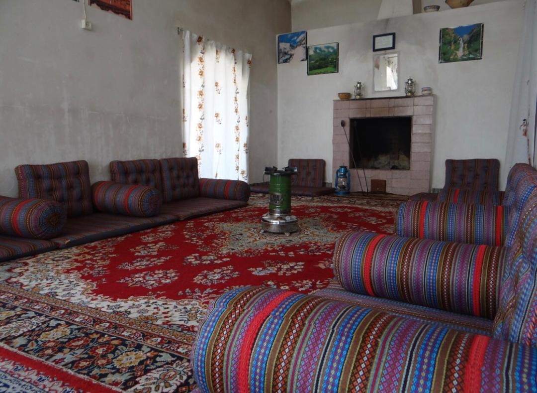 اجاره اقامتگاه بومگردی در روستای انجیره اردکان