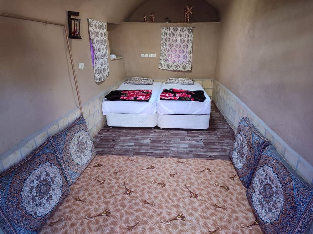 اجاره اقامتگاه بومگردی در روستای مدوار مهریز-دو تخته