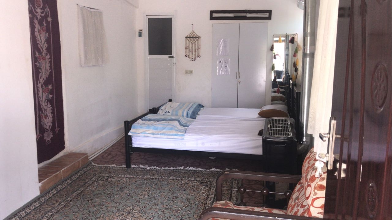 اجاره اتاق در هادی ساعی بم - یاس