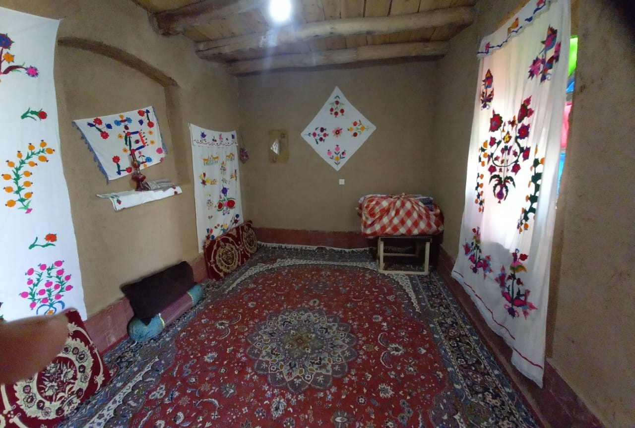 اجاره بومگردی سنتی در روستا ارزنه - باخرز