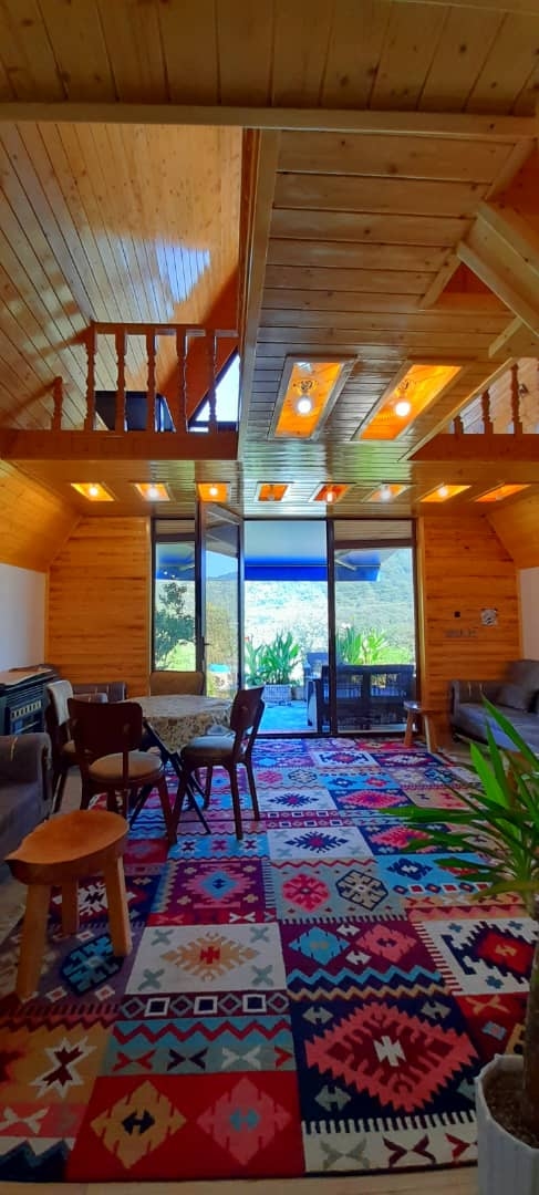 اجاره کلبه سوئیسی جکوزی دار در روستای جوارم - زیرآب