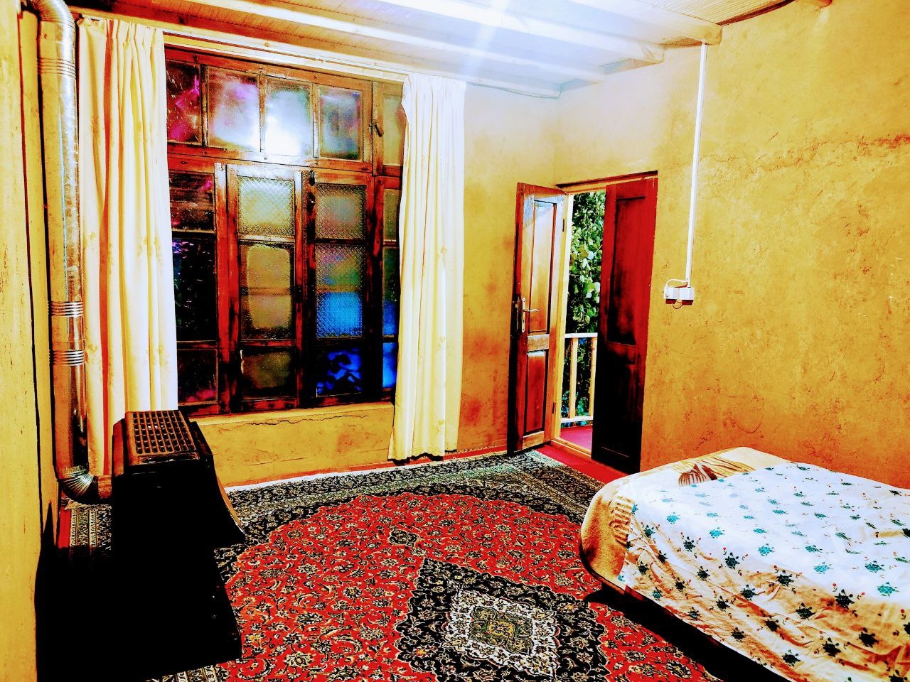 اجاره اتاق سنتی در خلیل شهر مازندران - 15متر