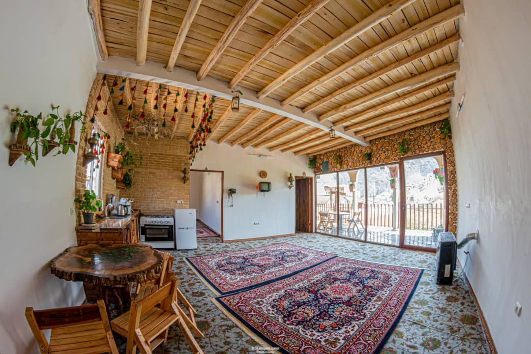 اجاره منزل کوهستانی در برزک - خانه بهشت