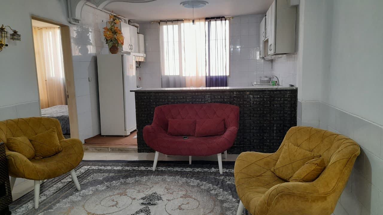 اجاره مهمانسرا تک خواب در آموزش و پرورش محلات - واحد 2