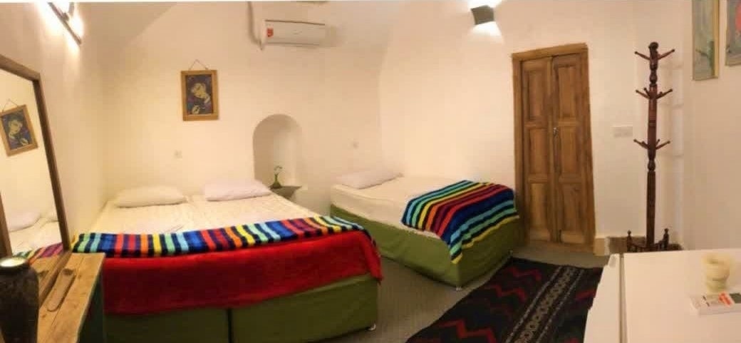 اجاره اتاق سنتی در خیابان امام یزد - سه تخته