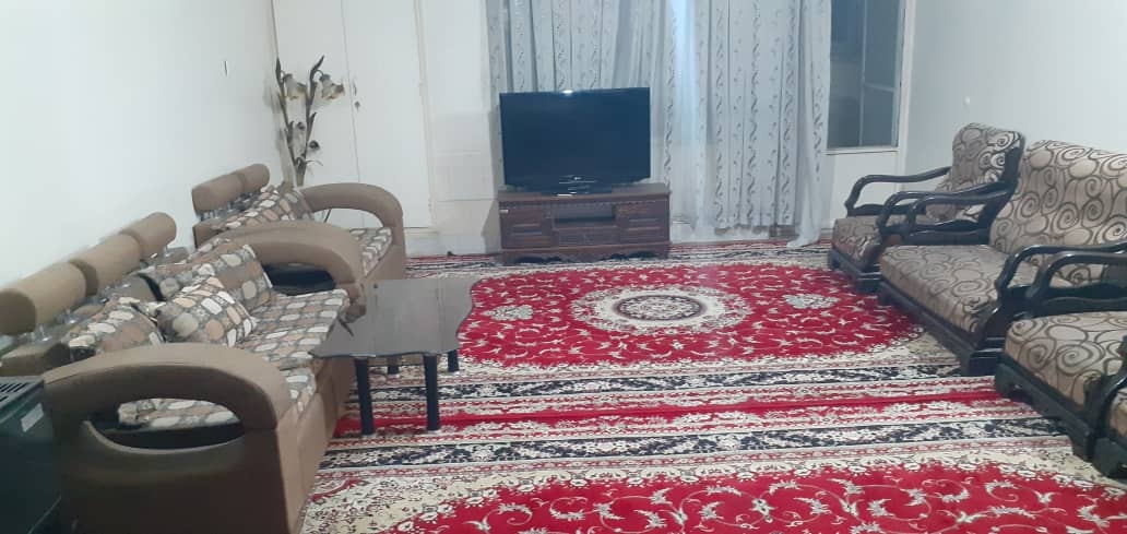 اجاره متزل تک خوابه  نزدیک دریاچه باغ فدک اصفهان-طبقه اول