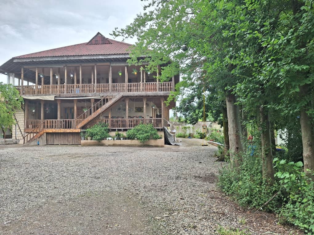 اجاره اتاق سنتی در روستا چکوسر شفت - همکف