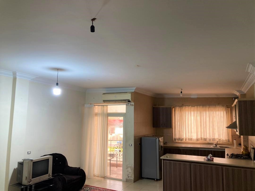 اجاره آپارتمان یک خوابه  نزدیک ساحل در کمربندی - طبقه اول