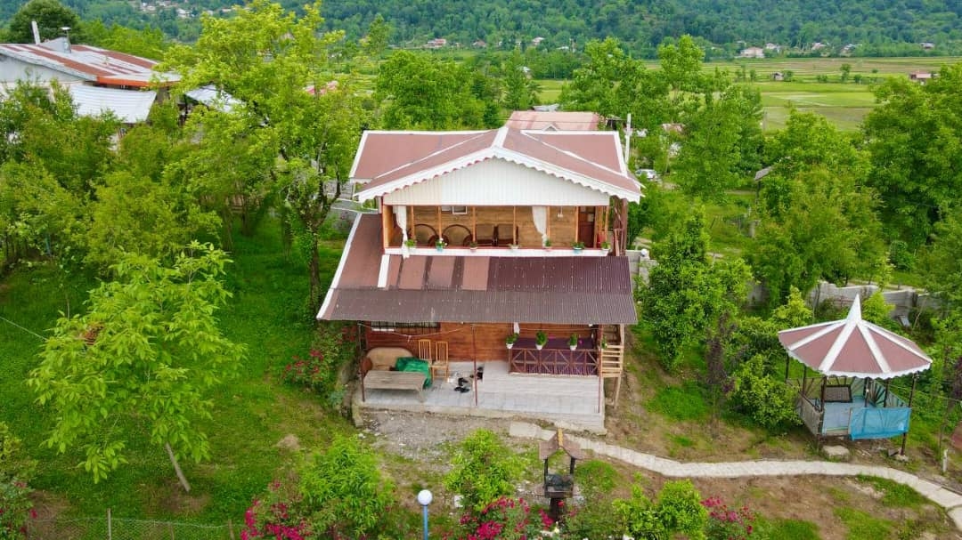 اجاره کلبه چوبی جنگلی در تبرسرا - سه خواب