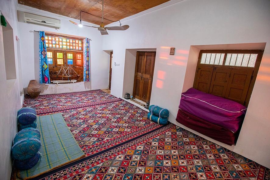 اجاره اتاق بومگردی در بندر رستمی - جهاز بوم