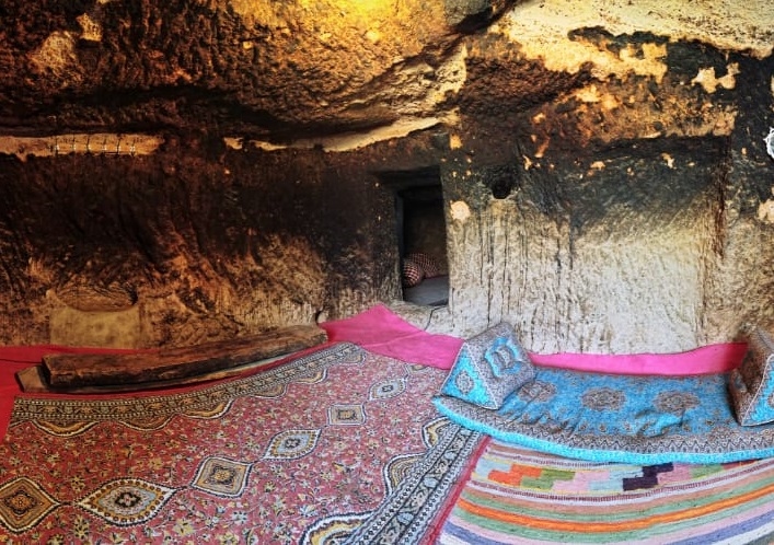 اجاره اقامتگاه صخره ای در روستای میمند - 38متر