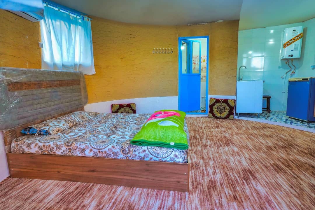 اجاره سوئیت سنتی در استهبان - چشمه انجیر