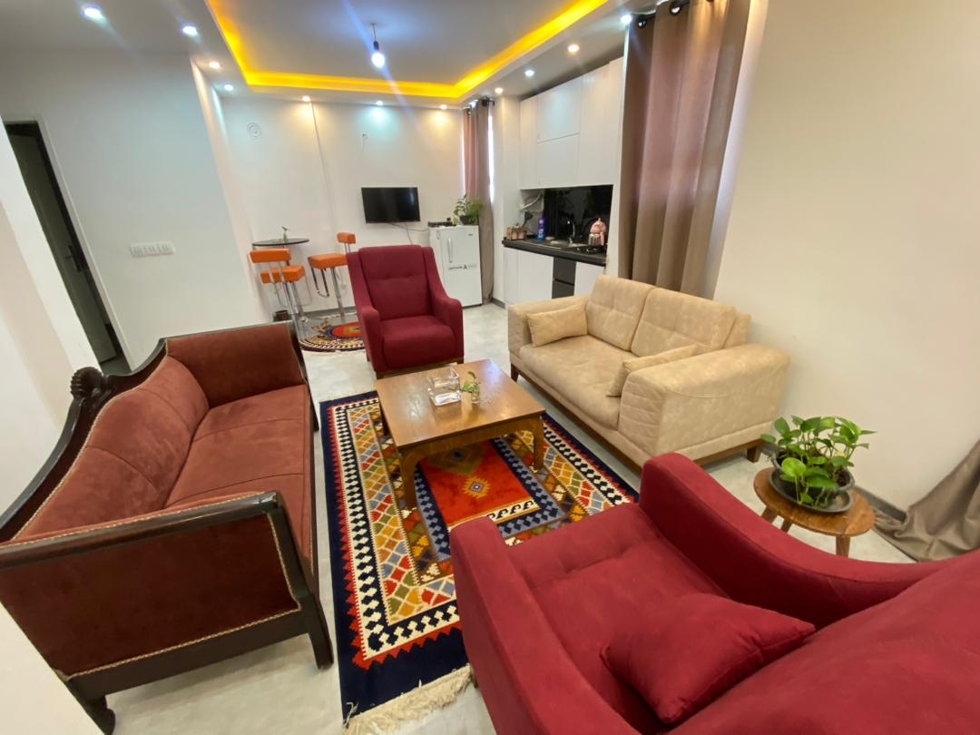 اجاره منزل مبله تکخواب در خیابان آزادگان - طبقه دوم