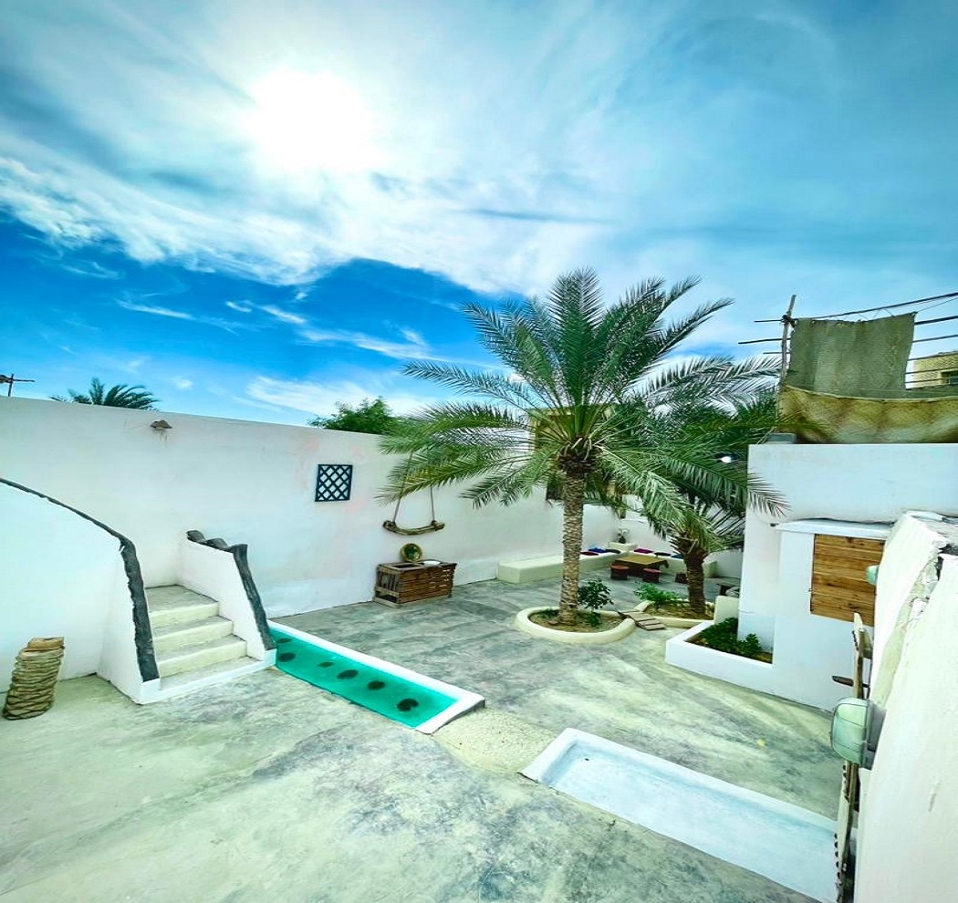 اجاره اتاق بومگردی در بندرلافت - دریا