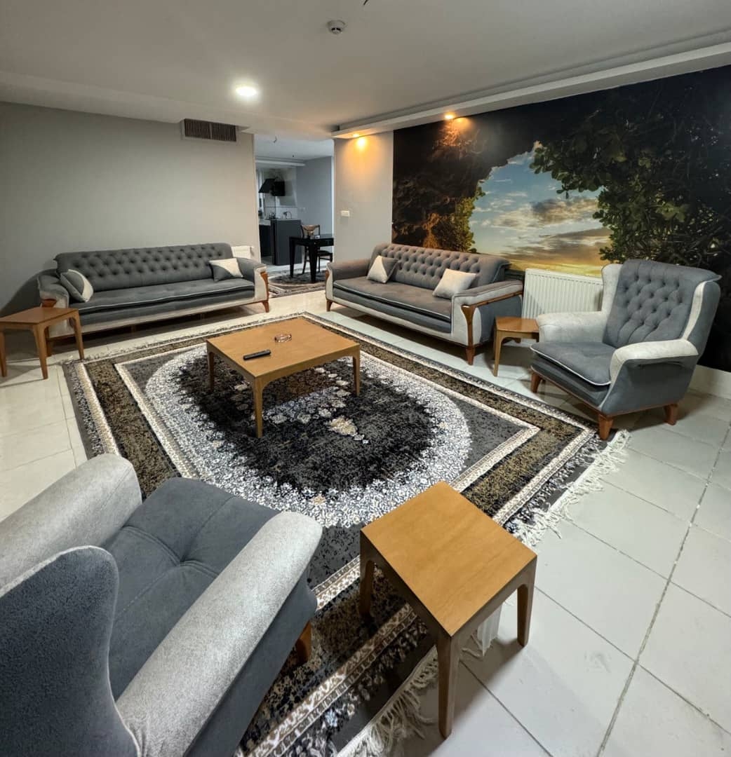 اجاره آپارتمان مبله در عفیف آباد شیراز-بالکن دار702