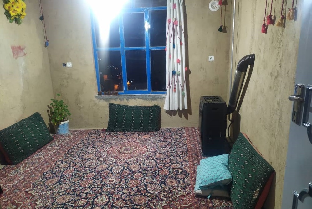 اجاره اقامتگاه سنتی در روستای گلین - 9 متری
