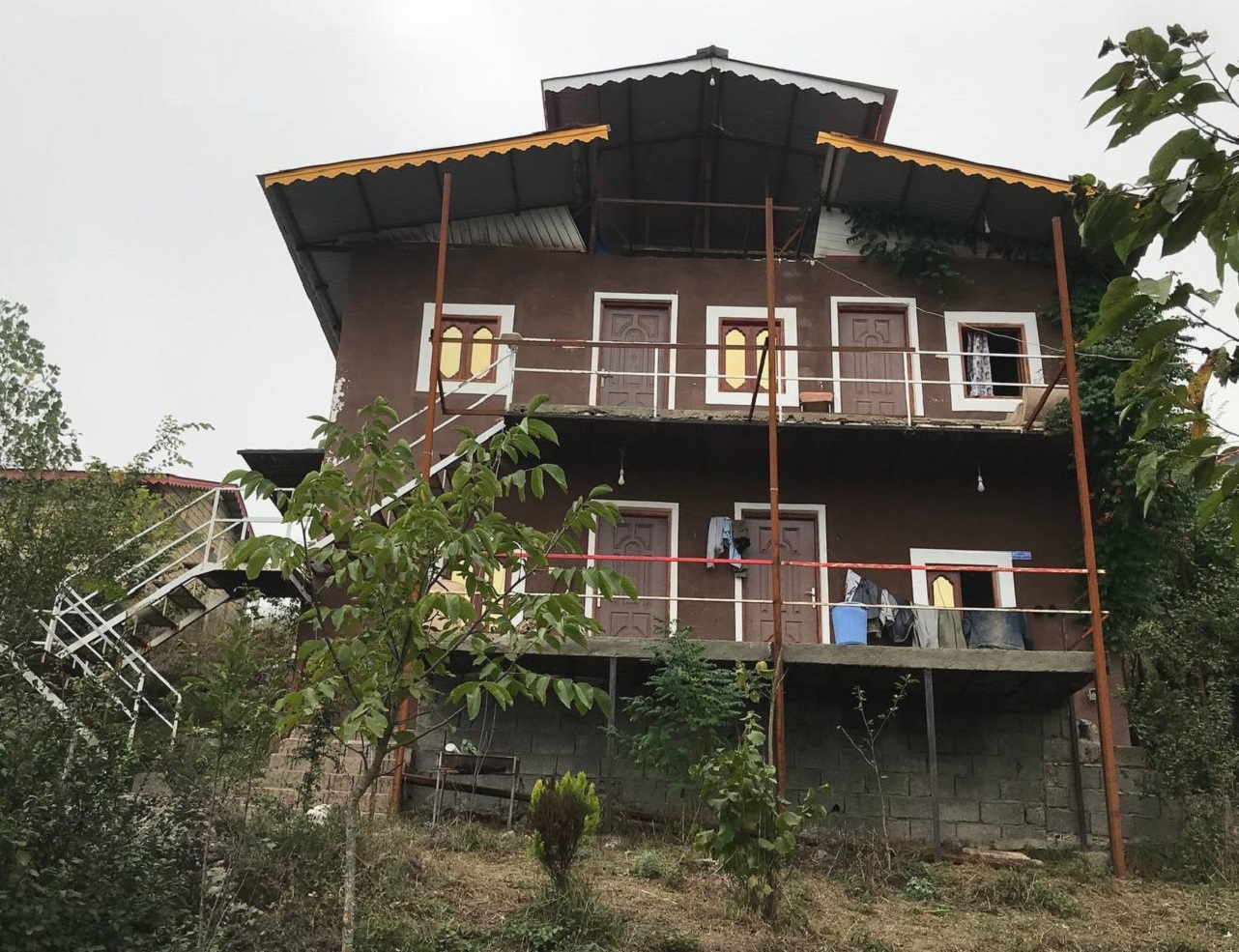 اجاره سوئیت جنگلی در هشت پر - شماره سه