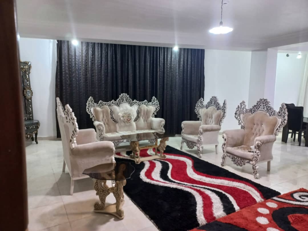 اجاره منزل مبله دوخوابه در خیابان نور تبریز - طبقه سوم