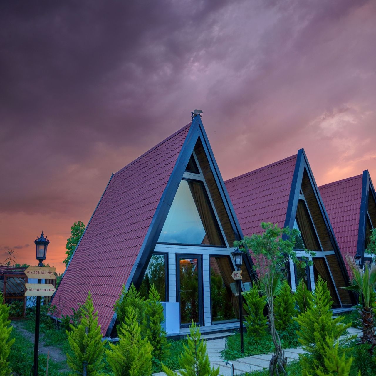 اجاره کلبه سوئیسی ساحلی در چاف و چمخاله