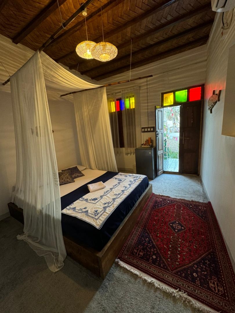 اجاره بومگردی سنتی وی ای پی نزدیک ساحل - اتاق موج