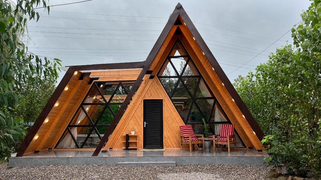 اجاره کلبه سوئیسی در روستای میانرود - تیکا