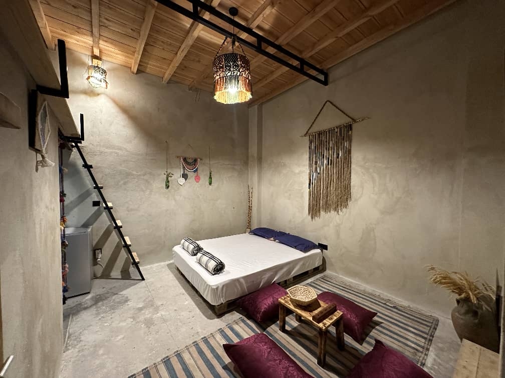 اجاره بومگردی ساحلی در جزیره هنگام جدید - اتاق دریم کچر