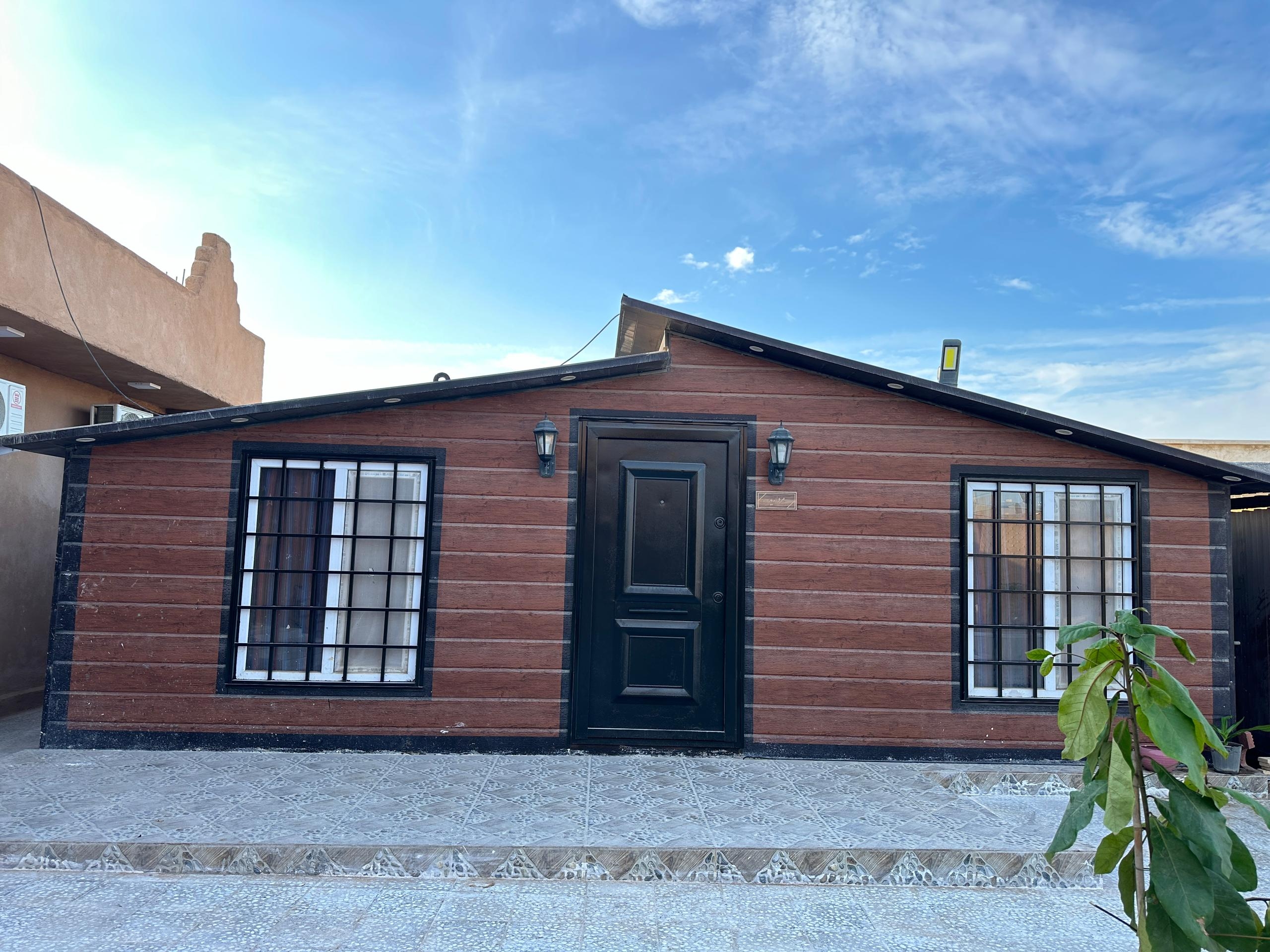 اجاره بومگردی ساحلی در روستای نخیلو بندرمقام - تکخوابه