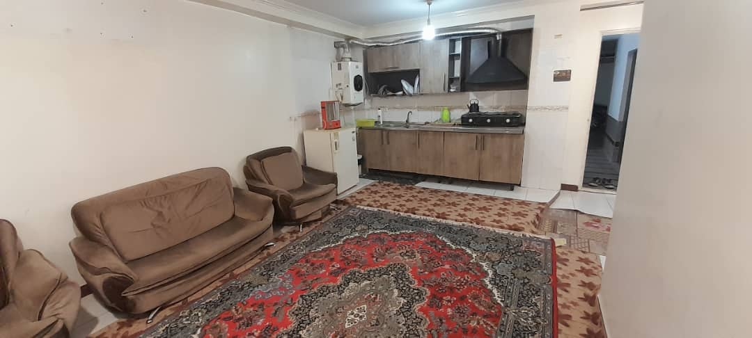 اجاره منزل مبله درخیابان شهید رجایی کنگان- نزدیک ساحل