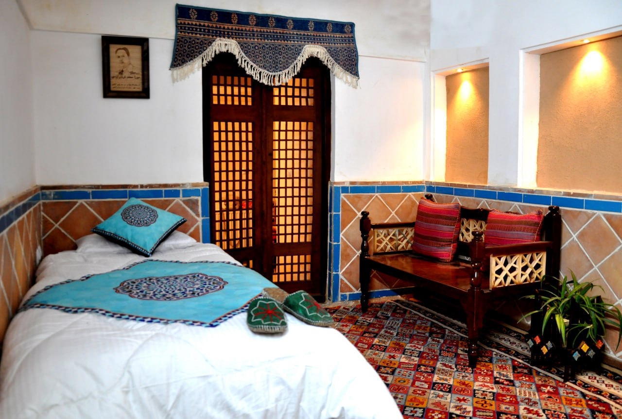 اجاره بوتیک هتل سنتی در امیرچخماق  یزد- فرخی یزدی