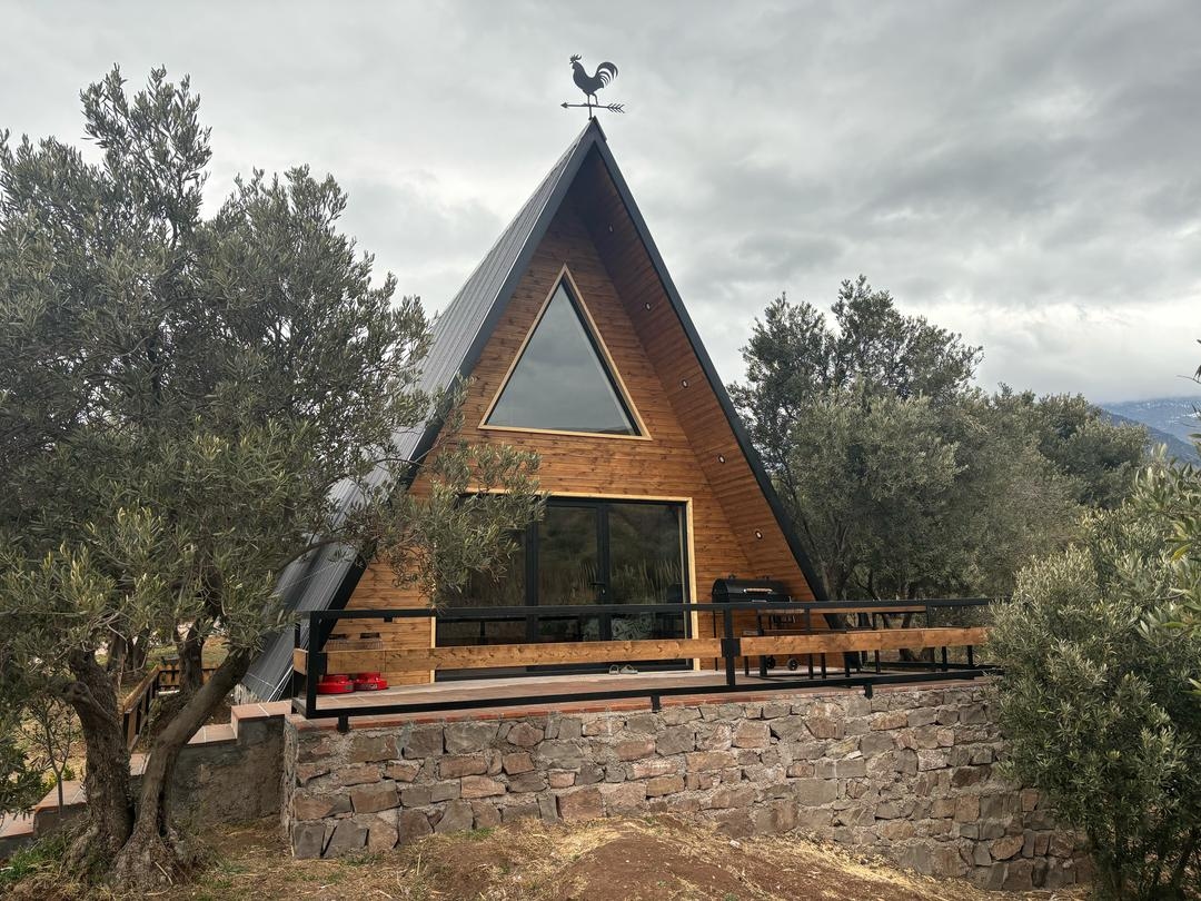 اجاره کلبه سوئیسی دوبلکس در منجیل - گیلان