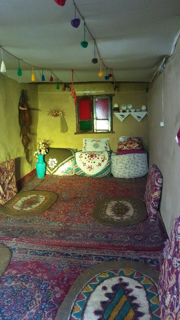 اجاره اقامتگاه بومگردی سنتی در بیارجمند سمنان- اتاق نو