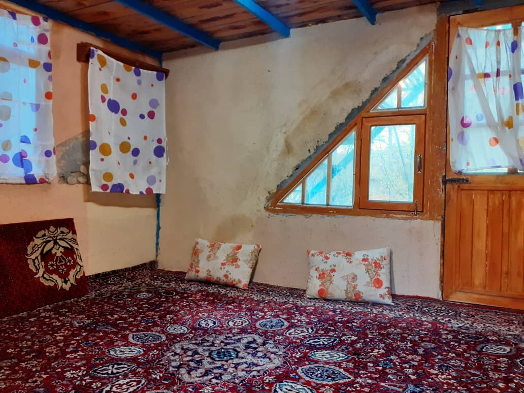 اجاره اتاق سنتی در درکش آشخانه 9 متری