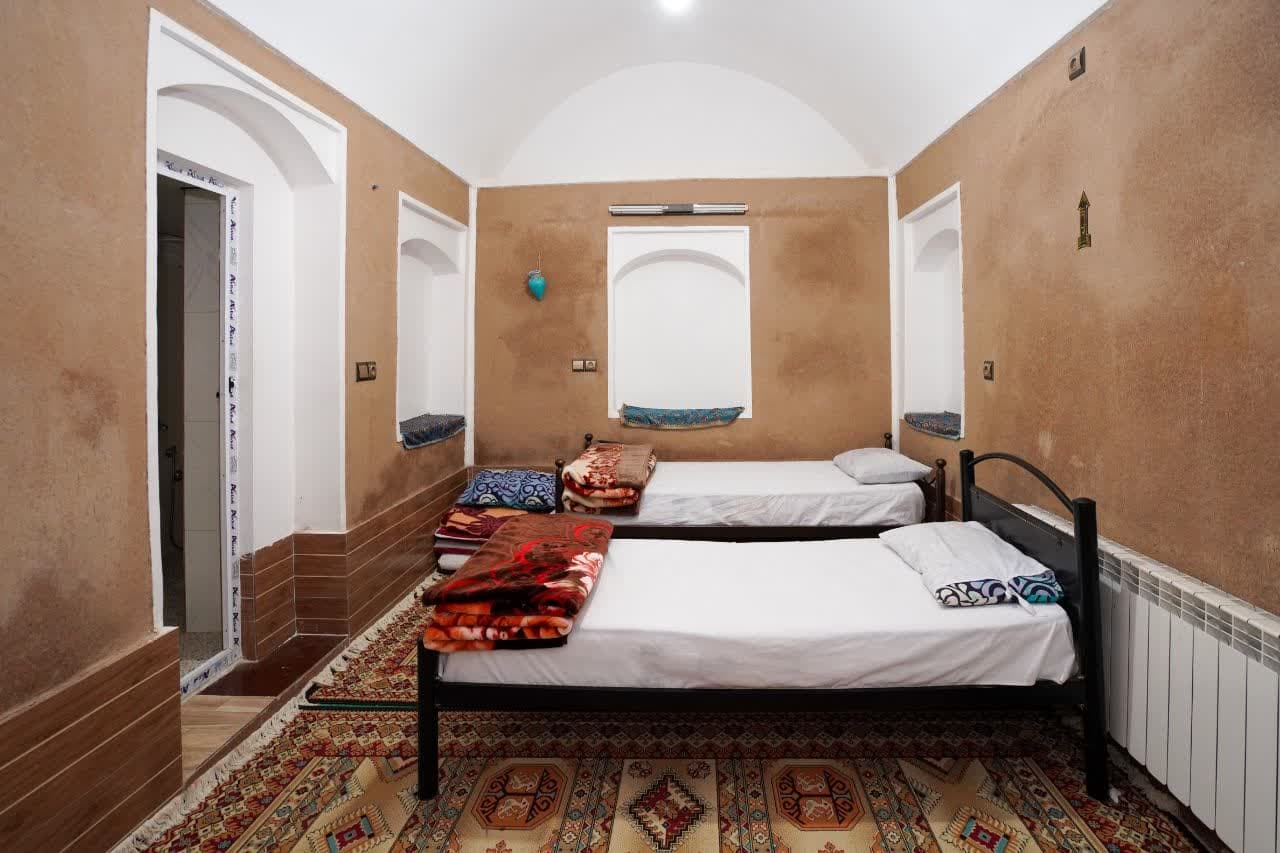 اجاره اقامتگاه بومگردی در ورزنه اصفهان - اتاق4 دوتخته