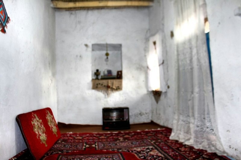 اجاره بومگردی سنتی در روستای طرق کاشمر کاشمر-12 متری