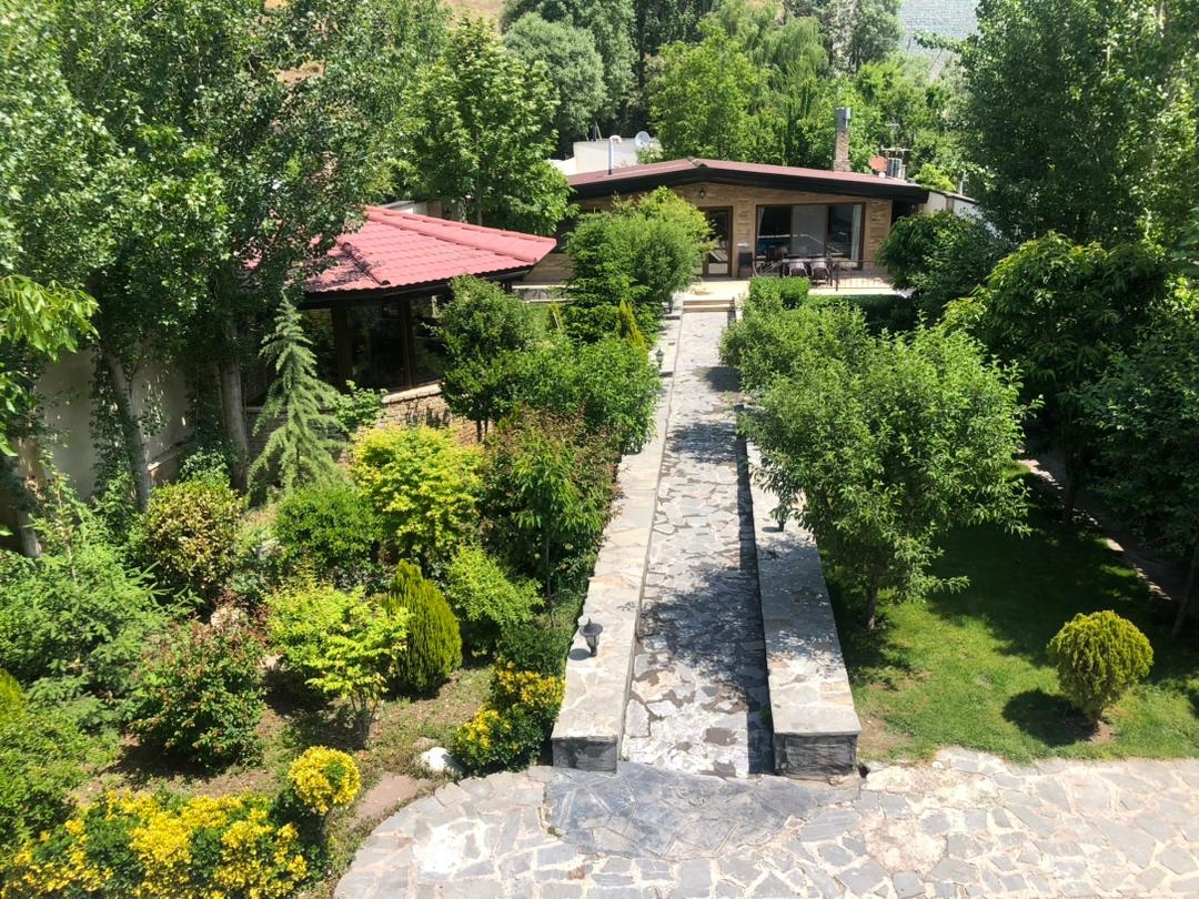 اجاره ویلا با استخر روباز در لواسان تهران