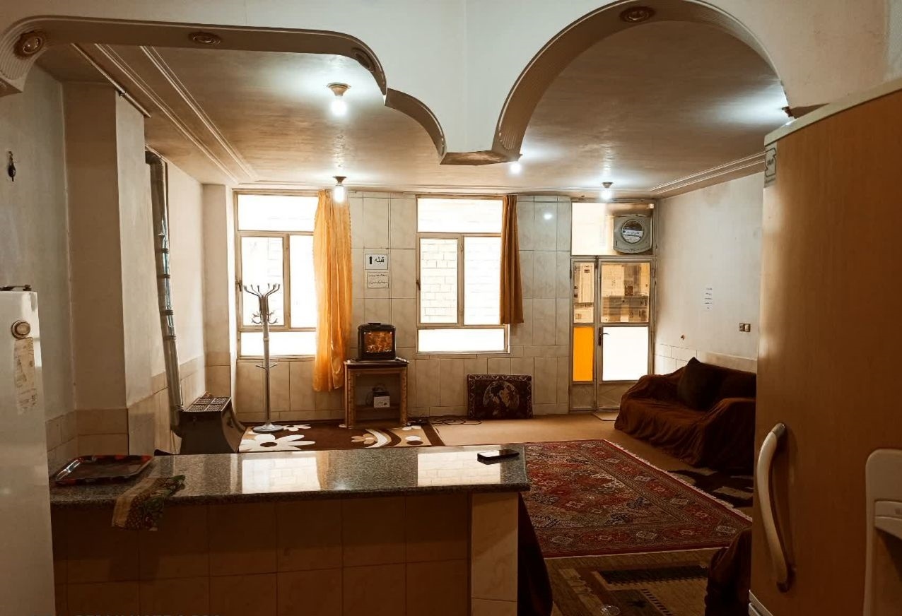 اجاره آپارتمان مبله طبقه اول در ملت شهرکرد - واحد2