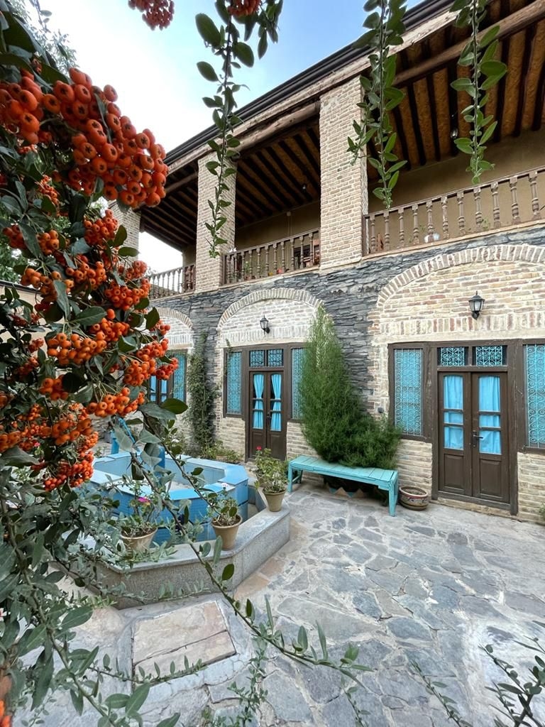 اجاره اقامتگاه بومگردی سنتی در الوند همدان -4 تخته