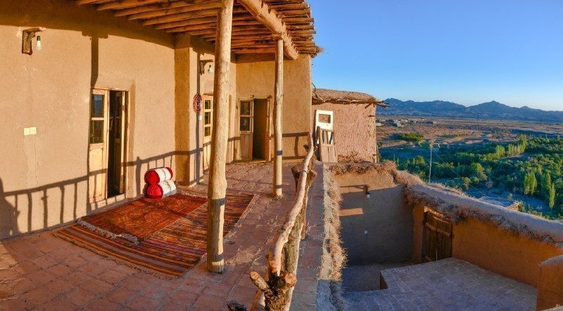 اجاره اتاق روستایی در ایور کاشمر - ریوش