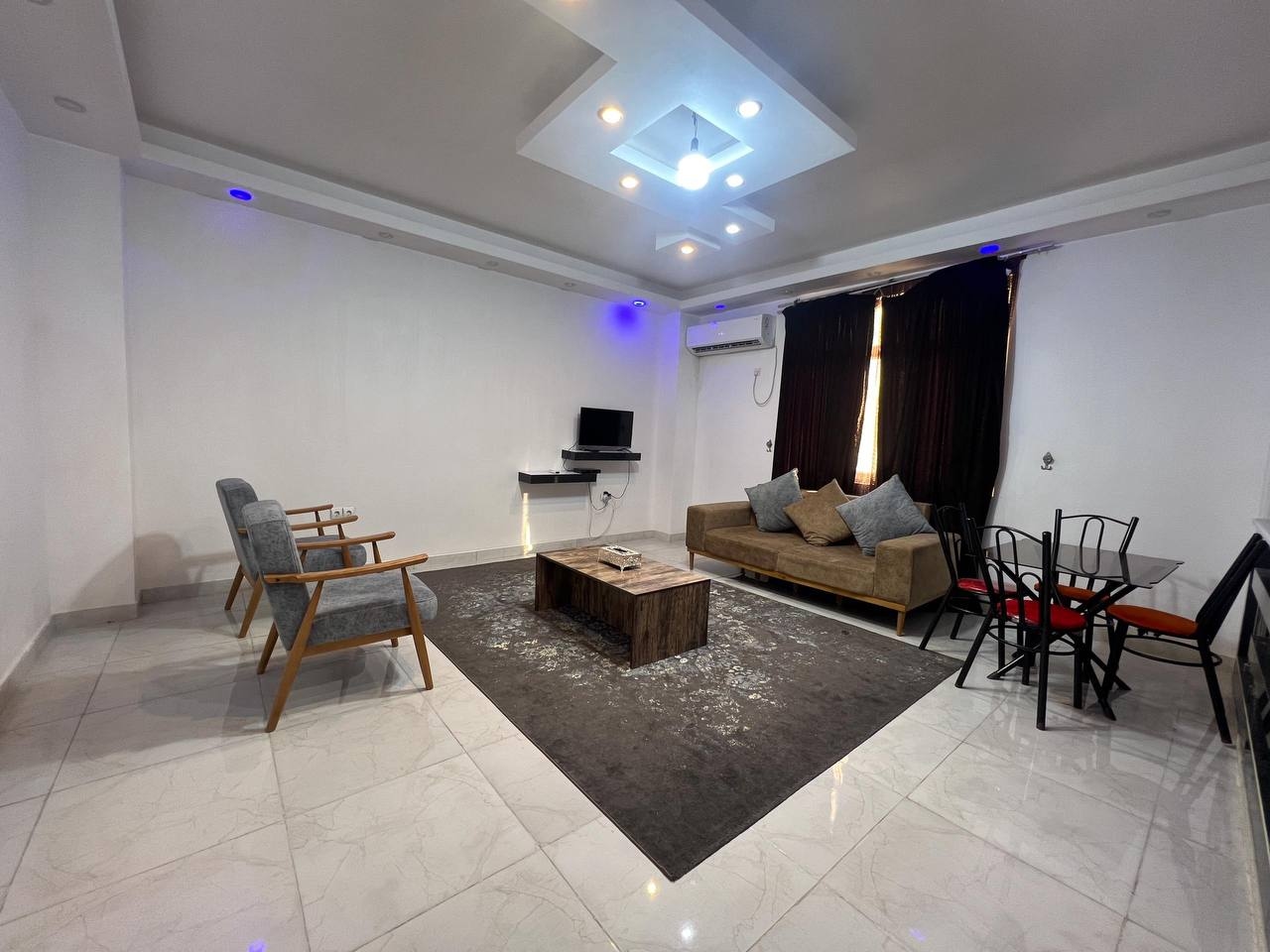 اجاره اپارتمان مبله شهرک نریمان قشم -واحد 3