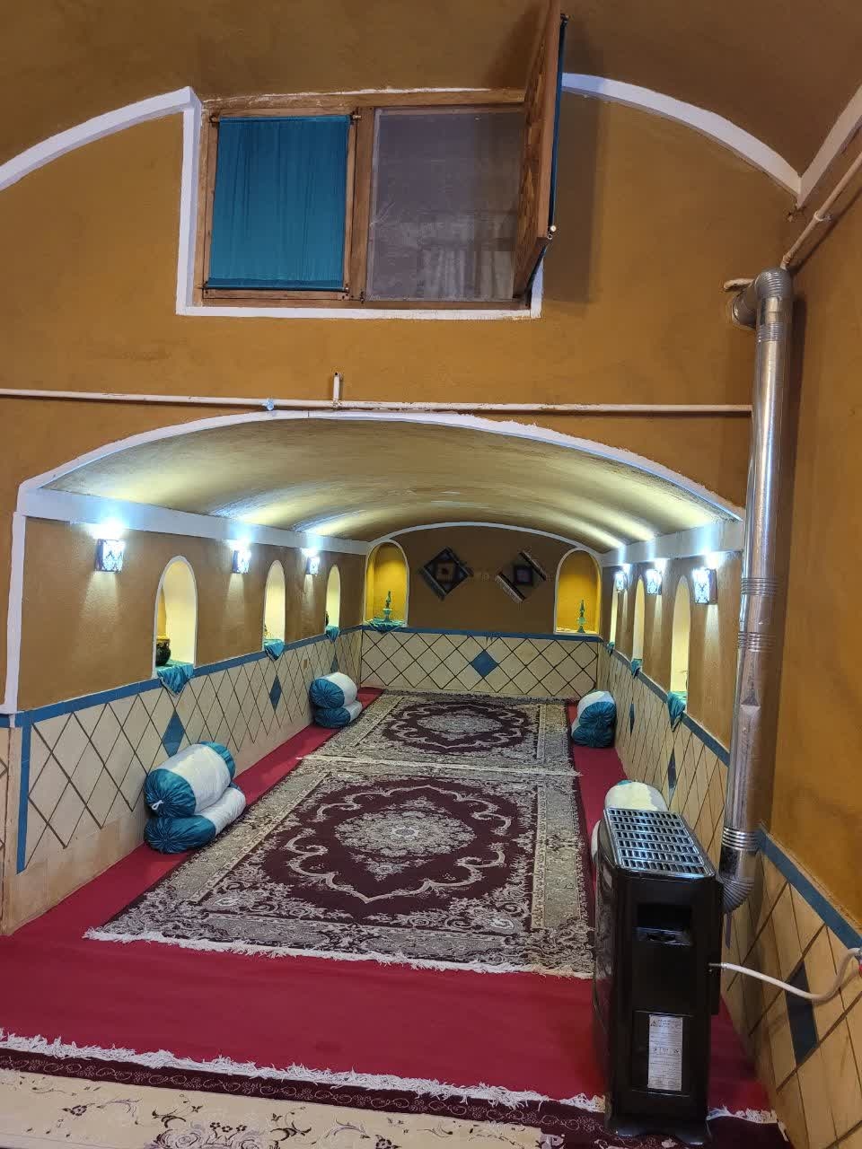 اجاره سوئیت سنتی  مستر دار در ملا فتح اله کاشان - نارگل