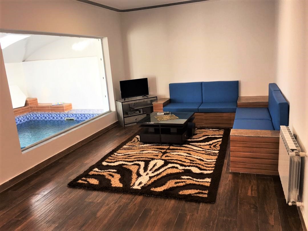 اجاره ویلا دوخوابه با استخرسرپوشیده در بندرانزلی-80 متری