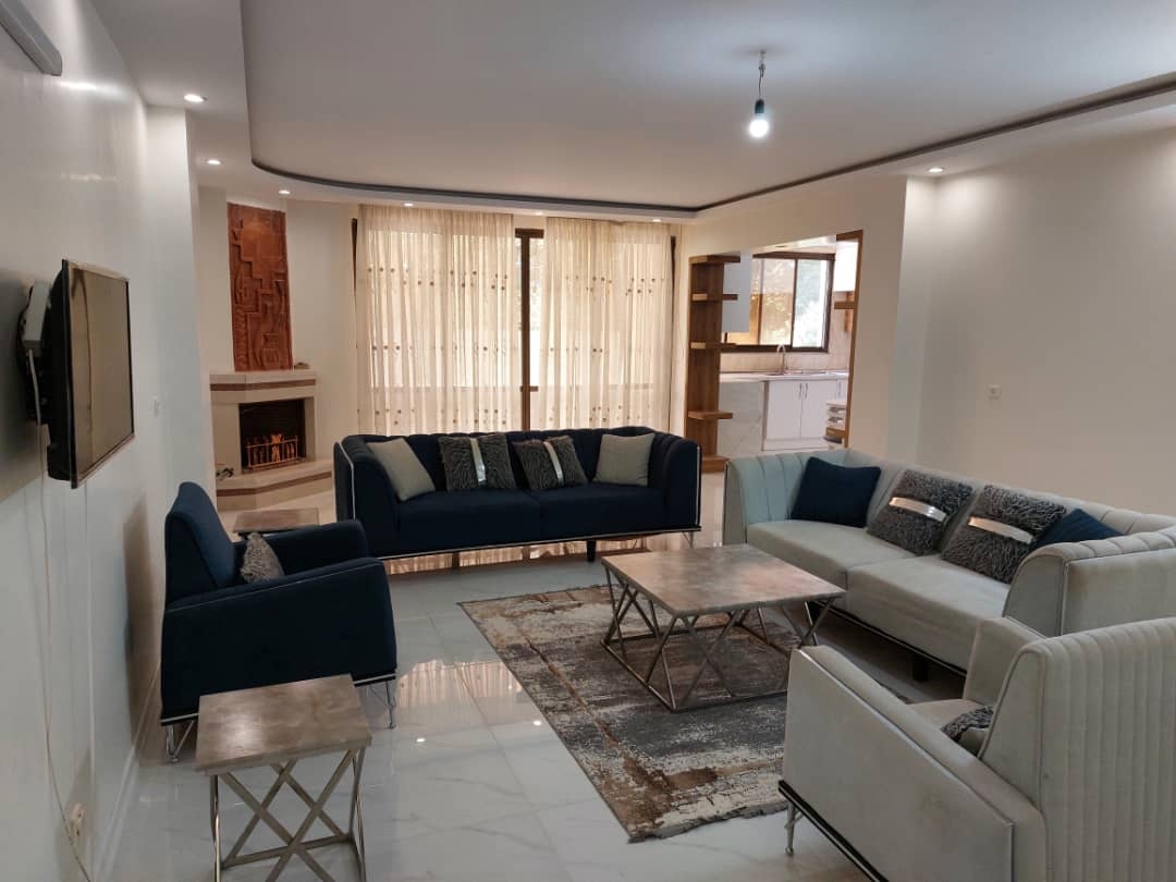 اجاره منزل آپارتمانی در پل خواجو - دوخوابه طبقه دوم