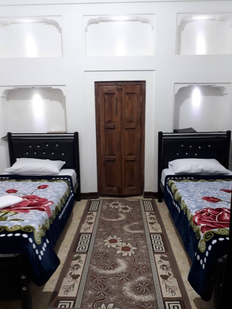 اجاره اتاق بومگردی در قیام یزد - شقایق