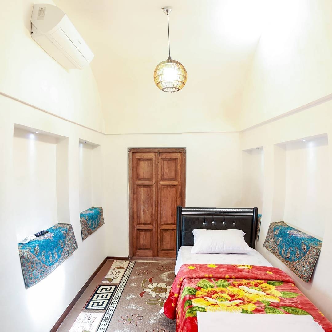 اجاره اتاق بومگردی در قیام یزد - مریم