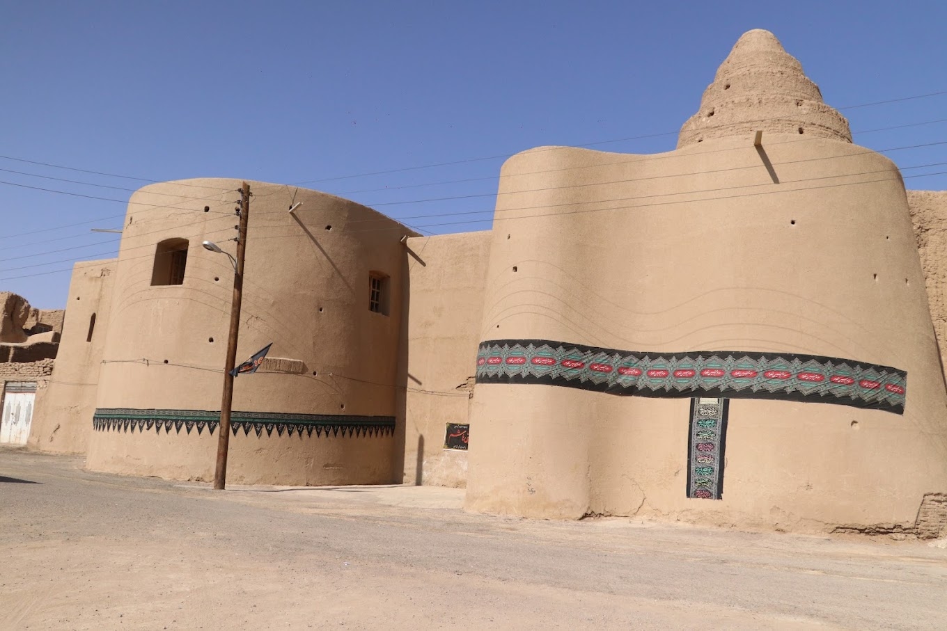اجاره اتاق سنتی نزدیک به کویر در جندق اصفهان - 5نفره