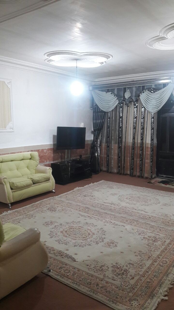 اجاره خانه ویلایی دربست در ماکو - واحد ولیعصر