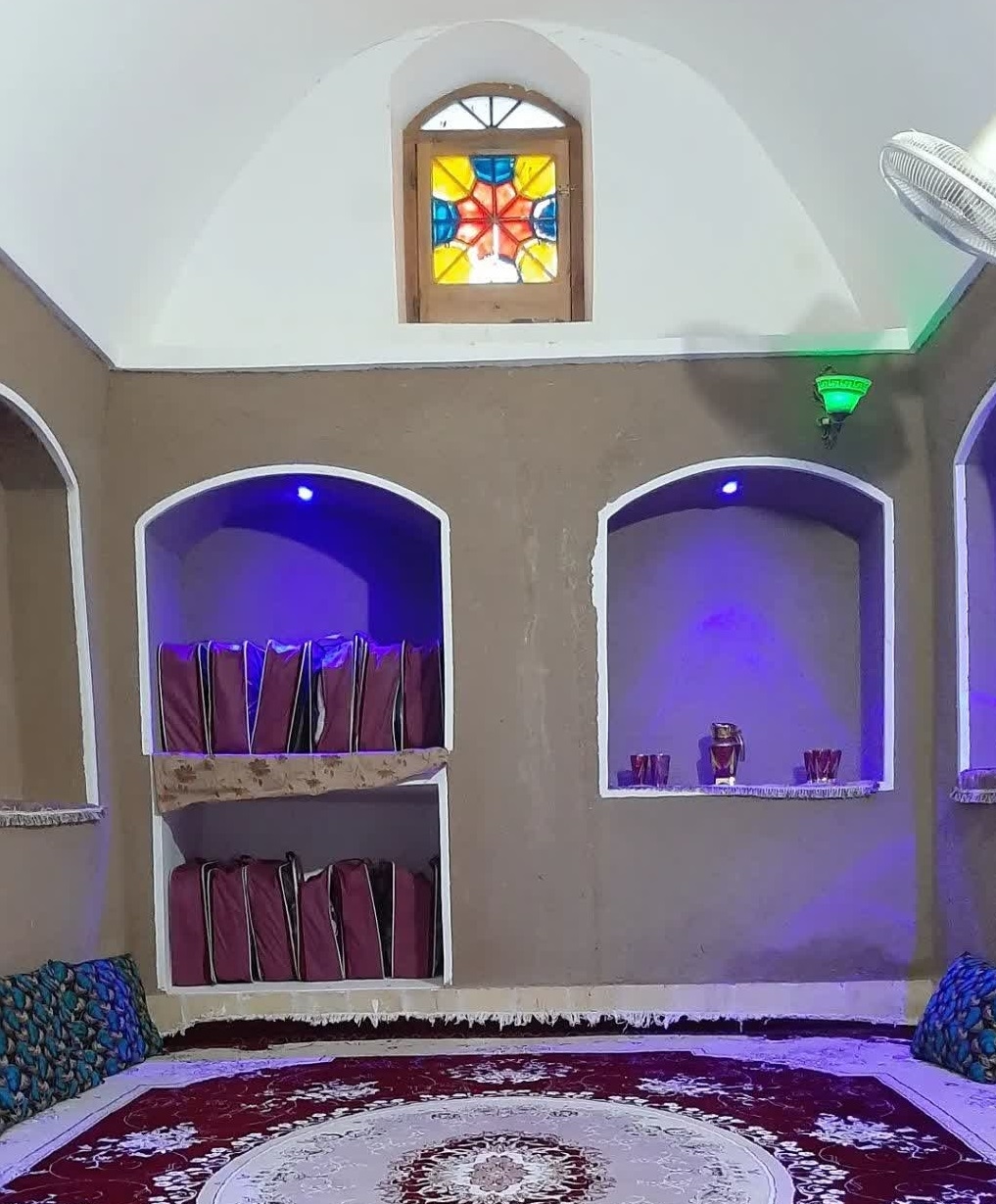 اجاره بومگردی سنتی تمیز در کاشان - 1