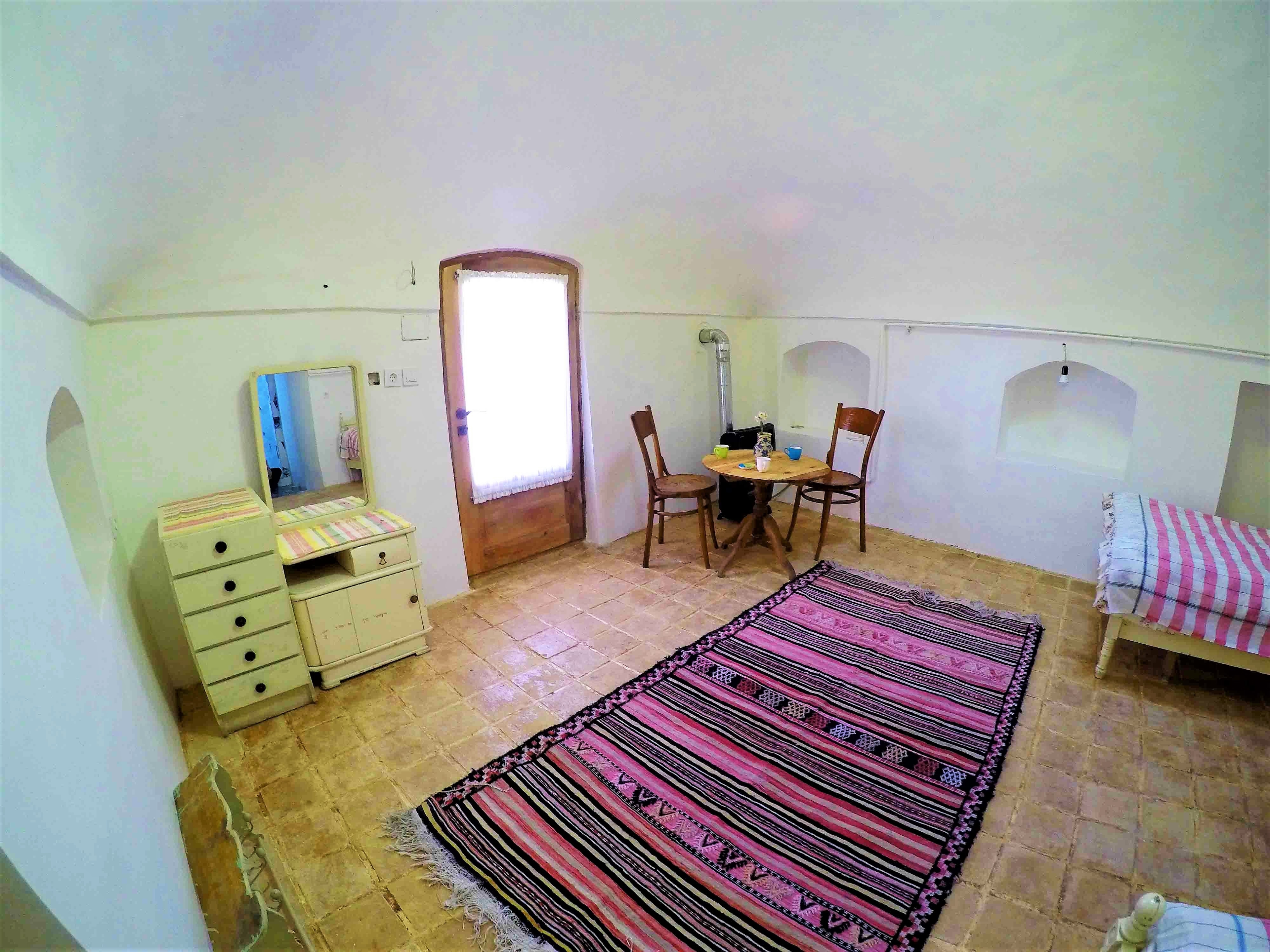 اجاره بومگردی سنتی در حسین آباد نایین - گوور 2