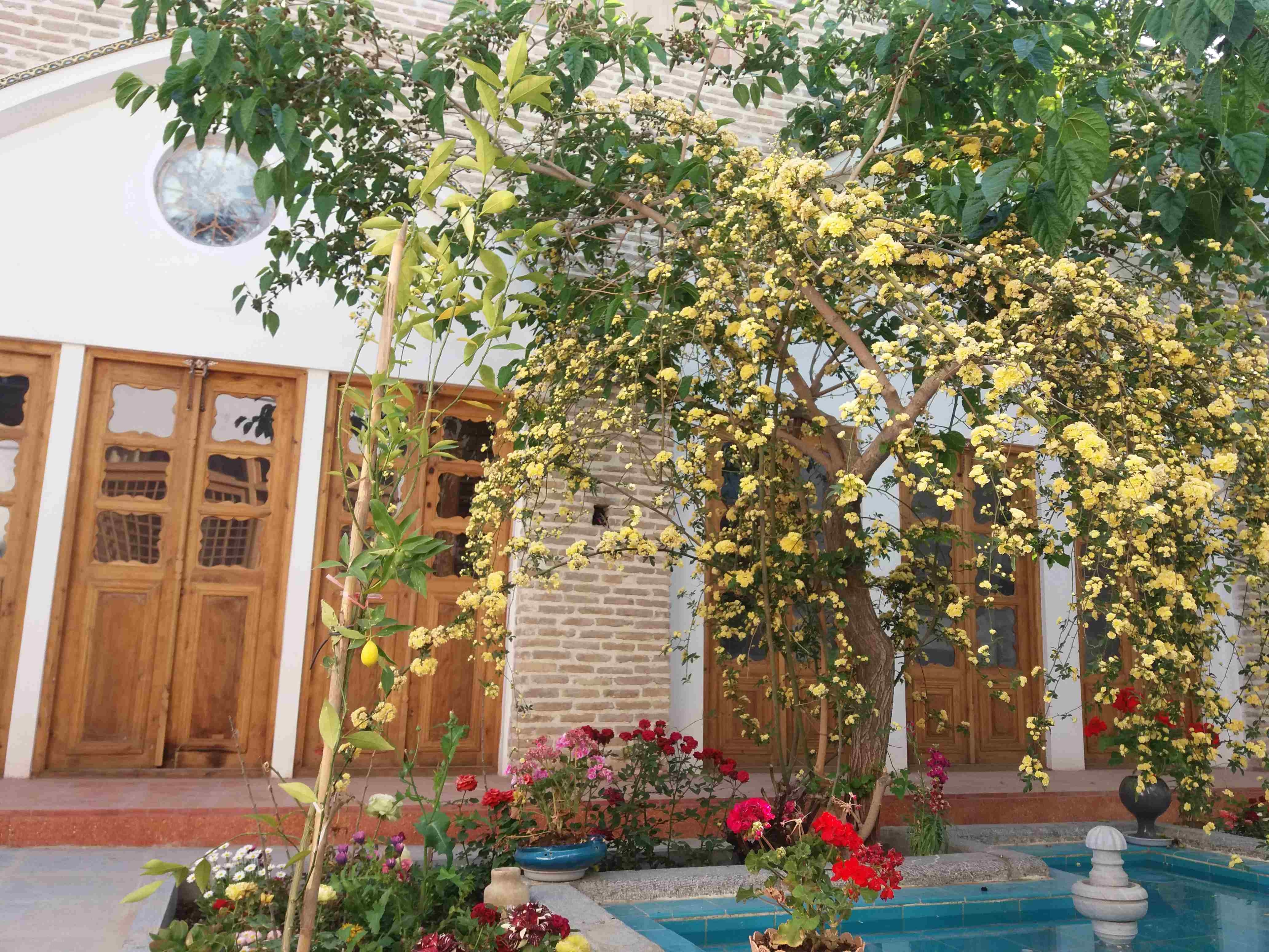 اجاره بومگردی در اصفهان 